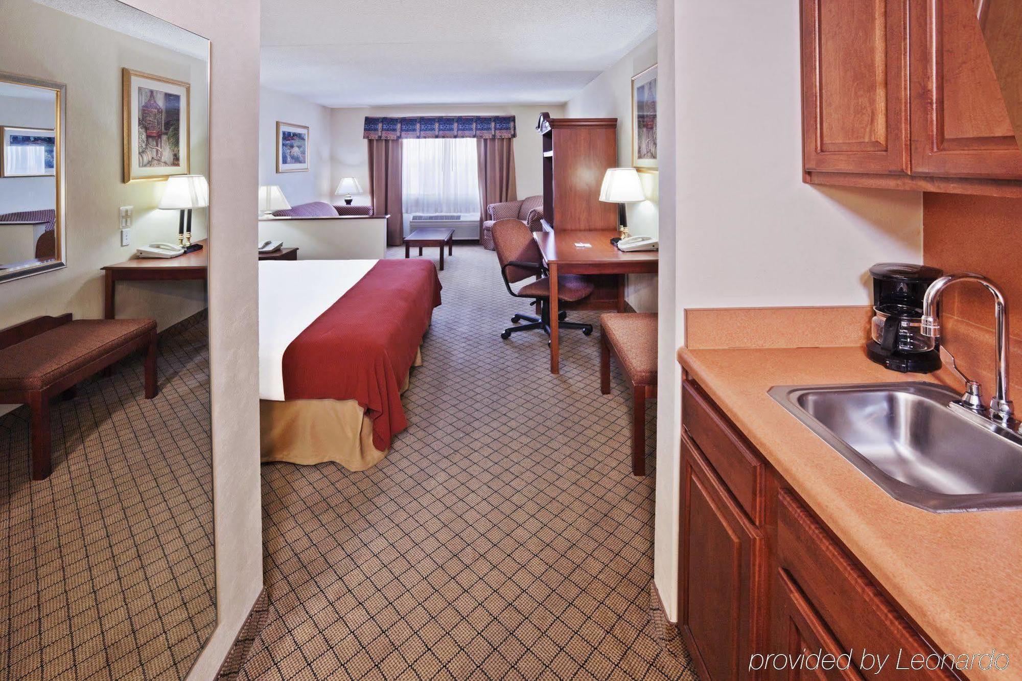 Holiday Inn Express Hotel And Suites Mesquite By Ihg Værelse billede