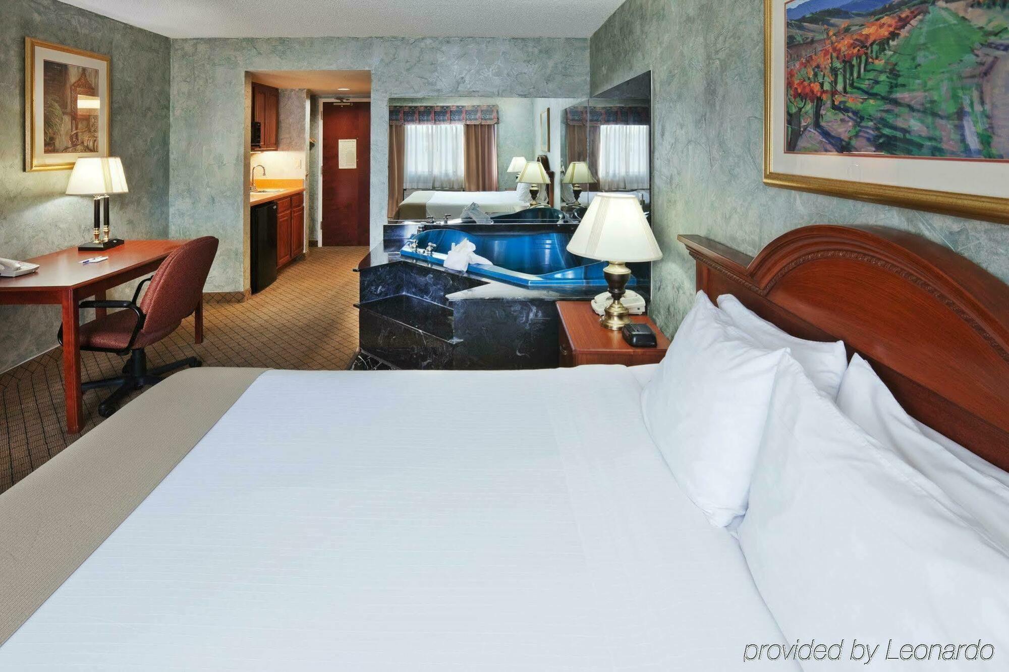 Holiday Inn Express Hotel And Suites Mesquite By Ihg Eksteriør billede